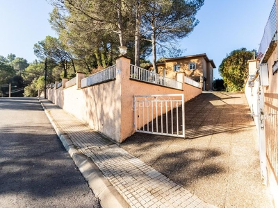 Casa oportunidad casa 4 vientos con terreno llano en comabella! en Sant Llorenç Savall