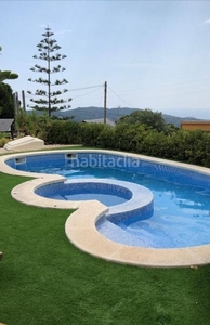 Chalet con 4 habitaciones con parking, piscina, calefacción, aire acondicionado y vistas al mar en Sant Cebrià de Vallalta