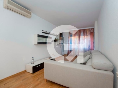 Piso 4 dormitorios 2 baños con balcón en Barri de les Corts Barcelona
