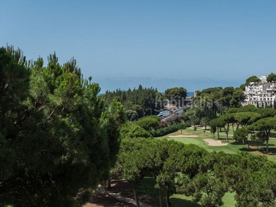 Piso apartamento en 1ª línea de golf, rio real en Marbella