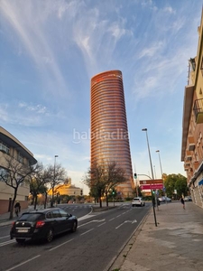 Piso con 3 habitaciones con ascensor en El Tardón - El Carmen Sevilla