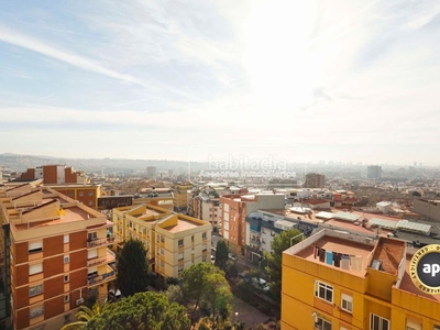 Piso con 3 habitaciones con ascensor en Roquetes Barcelona