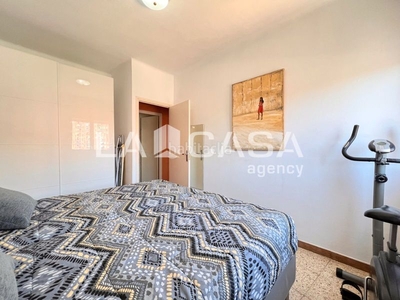 Piso con 3 habitaciones con ascensor y calefacción en Badalona