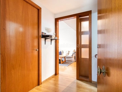 Piso de 4 habitaciones y ascensor en la Creu Alta en Sabadell