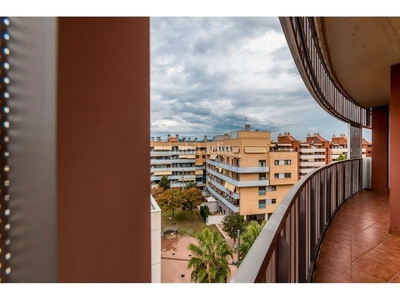 Piso en el centro de 3 habitaciones y balcón en Sabadell