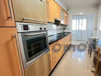 Apartamento en alquiler en Calle de San Roque, cerca de Ronda de la Muralla