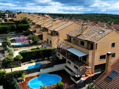Casa / villa de 343m² en venta en Torrelodones, Madrid