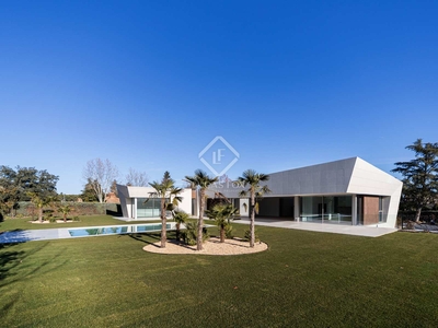 Casa / villa de 740m² en venta en La Moraleja, Madrid