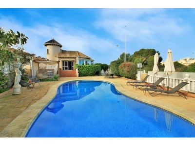 Villa en Venta en Orihuela Costa, Alicante