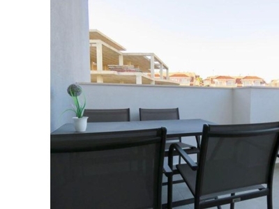 BONITO APARTAMENTO EN ORIHUELA COSTA