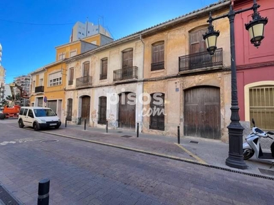 Casa adosada en venta en Avinguda 25 d'Abril, 46, cerca de Calle Font de la Salud