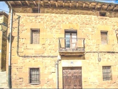 Casa en Baños de Ebro/Mañueta