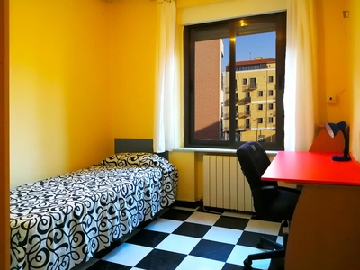 Departamento de 6 Dormitorio en salamanca