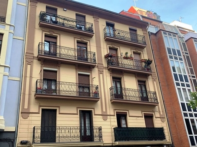 Local en venta en Bilbao de 81 m²