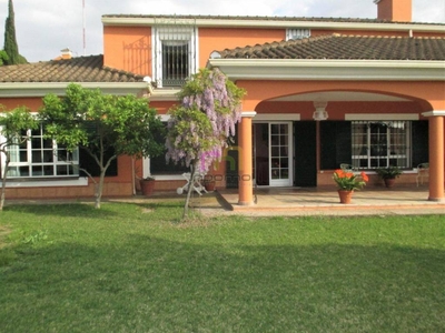 Venta Casa unifamiliar Badajoz. Con balcón 379 m²