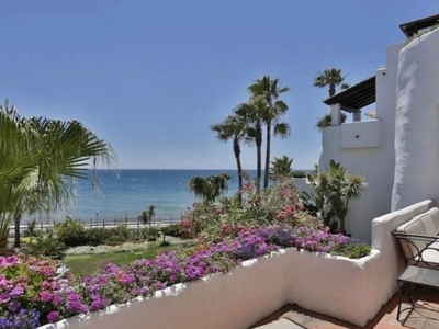 Alquiler de dúplex en calle Ventura del Mar de 4 habitaciones con terraza y piscina
