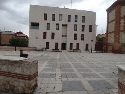 Alquiler de dúplex en Casco Histórico de 4 habitaciones con terraza y garaje