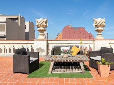 Alquiler de piso con terraza en Raval (Barcelona), Dreta de l'Eixample