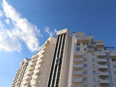 Alquiler de piso en Churra de 4 habitaciones con terraza y piscina