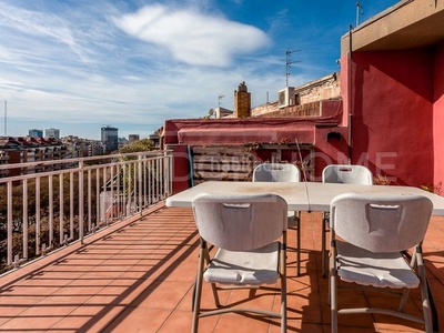 Ático con 4 habitaciones con ascensor en Barri de les Corts Barcelona