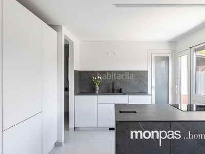 Casa adosada adosado en venta en altza en Castellana Madrid