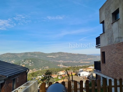 Casa bonita casa con terraza en Canyelles