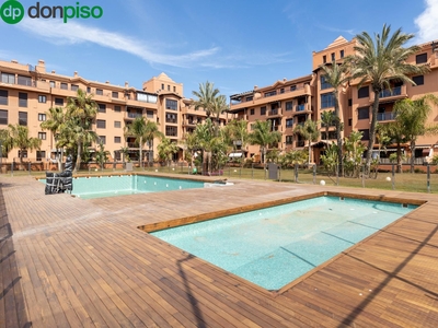 Venta de piso con piscina y terraza en Playa Granada, Playa Granada