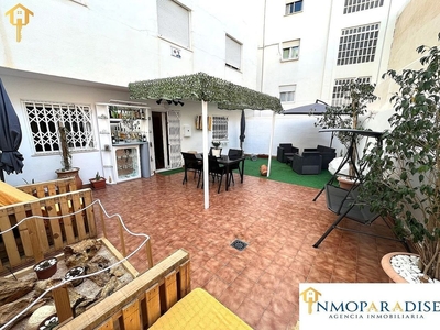 Venta de piso en Campoamor de 4 habitaciones con terraza y garaje