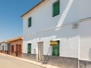 Casa adosada en venta en Calle Magdalena en Valderrubio por 77,800 €