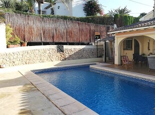 Casa con piscina privada a 2 km de la playa. *OFERTA ESPECIAL 100€ NOCHE*