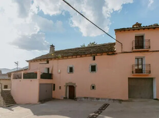 Casa en venta en Avenida de los Pirineos, 1 en Arguis por 139,000 €