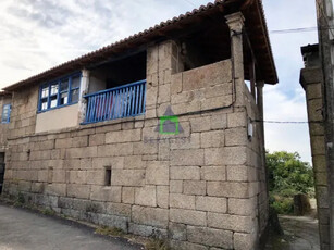 Casa en venta en Calle Lg Cebreiros en O Pereiro de Aguiar por 39,000 €