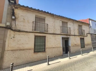 Casa en venta en Calle Zambrana, 88, cerca de Calle General Turón en Centro por 80,500 €