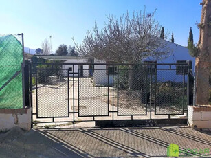Chalet en venta en Comunidad Andalucía en Puente Jontoya-Puente de la Sierra por 110,000 €