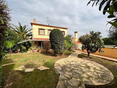 Venta Casa unifamiliar L'Eliana. Con terraza 244 m²