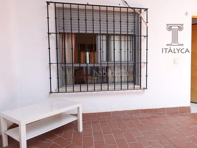 Alquiler dúplex reformado de un dormitorio en calle francos en Sevilla