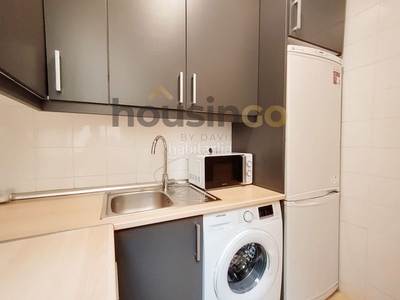 Alquiler piso , 66m2, 3 dormitorios, 1 baño, amueblado, ascensor, aire acondicionado en Madrid