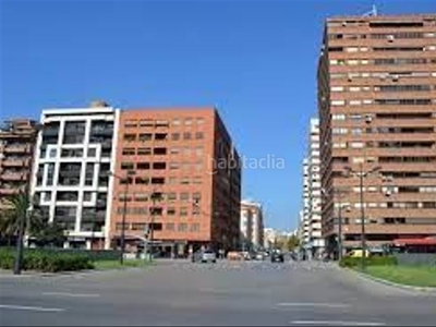 Alquiler piso en avenida de aragón piso con 5 habitaciones amueblado con ascensor y calefacción en Valencia