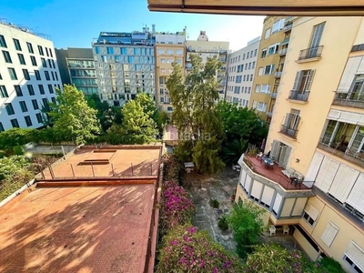 Alquiler piso modernista en alquiler de temporada en pau claris en Barcelona