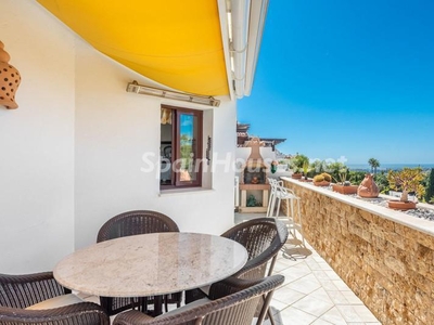 Apartamento ático en venta en Nagüeles-Milla de Oro, Marbella