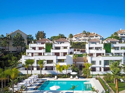 Piso en venta en Lomas De Marbella, Marbella, Málaga