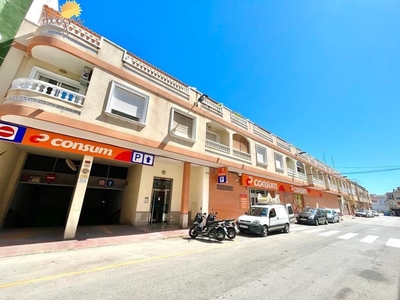 Apartamento en venta en Playa de los Locos, Torrevieja, Alicante