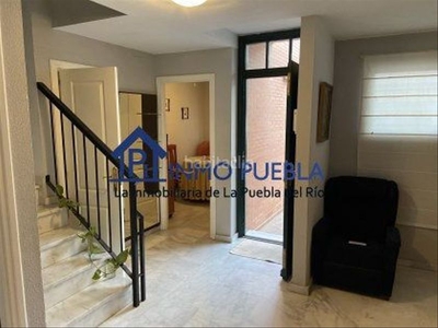 Casa adosada adosado en venta en coria del rio, 4 dormitorios. en Coria del Río