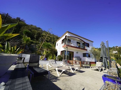 Casa con 3 habitaciones con parking, vistas al mar y vistas a la montaña en Calonge