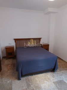 Casa en venta en zona Centro, 3 dormitorios. en Alcalá de Guadaira