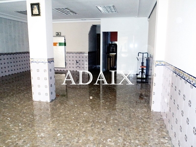 Local en Venta en Lucena, Córdoba