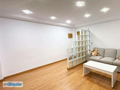Luminoso piso en alquiler con mobiliario a estrenar en barrio Altabix