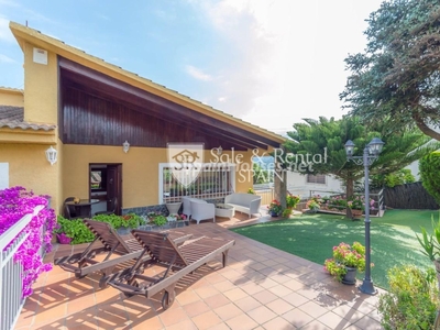 Villa en venta en Casc Antic, Lloret de Mar