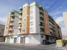 Venta Piso Monóvar - Monòver. Piso de tres habitaciones en Calle CERVANTES. Buen estado tercera planta con terraza