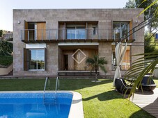 Preciosa villa de 368 m² en venta en Olivella, Sitges